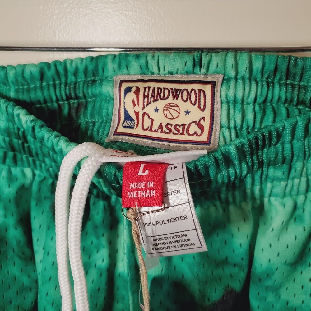 Mitchell & Ness Boston Celtics Shorts NBA Galaxy Swingman Green Multiple Sizes - Picture 13 of 16